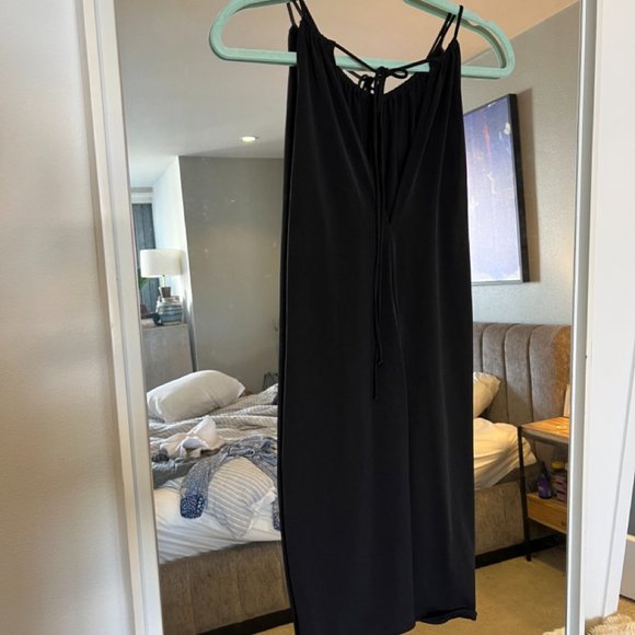 BCBGeneration Black Slinky Knot Front Top, XS, NWT - Picture 4 of 6